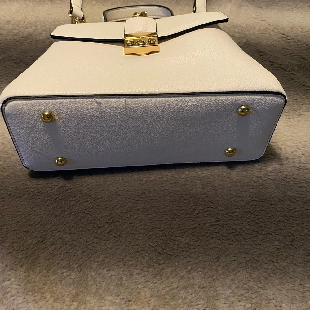 Chic Ivory Vegan Leather with Gold Tone Chain Detail Convertible Crossbody Bag